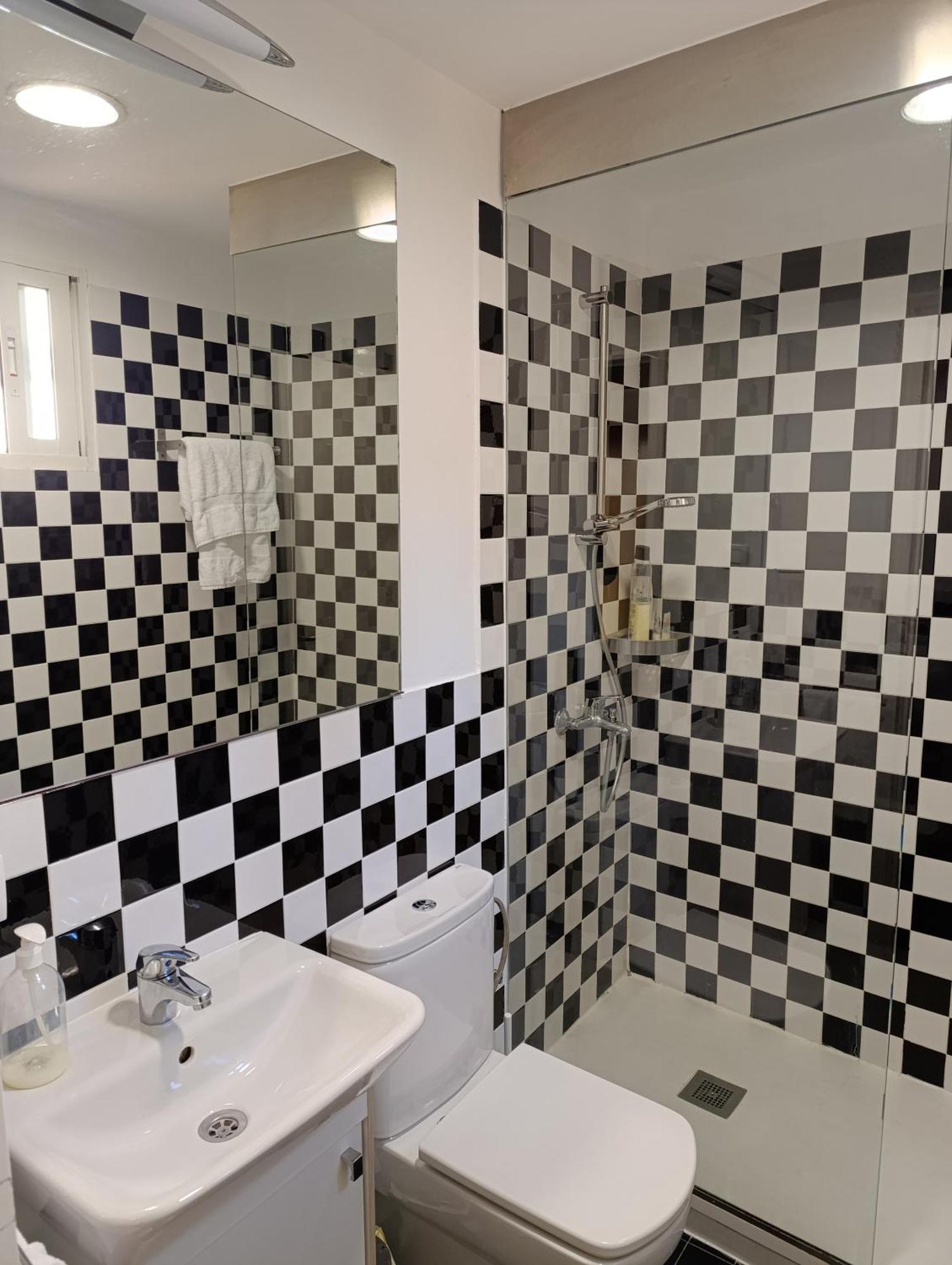Apartamento En Huertas Madrid Dış mekan fotoğraf